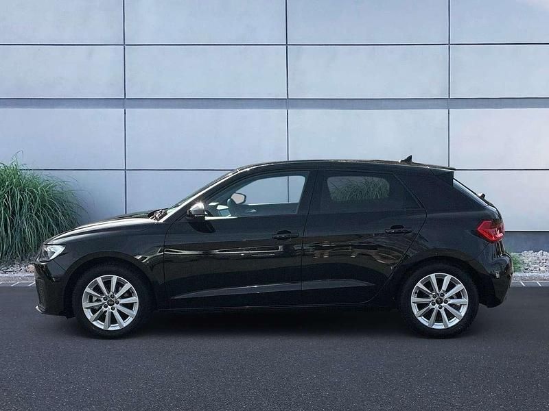 Gebraucht Audi A1 116 PS (85 kW) 2025 Mythosschwarz metallic SUV