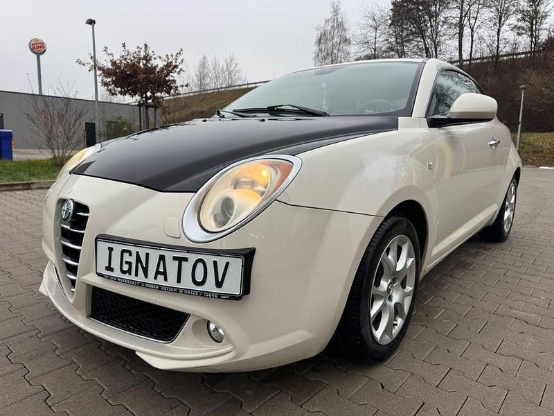 Weiß Gebraucht 2009 Alfa Romeo MiTo Kleinwagen | 999 € (Fairer Preis) - Bild 1/4
