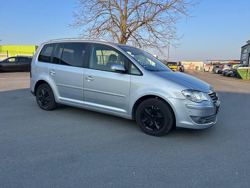Gebraucht VW Touran 140 PS (102 kW) 2009 Van / Kleinbus