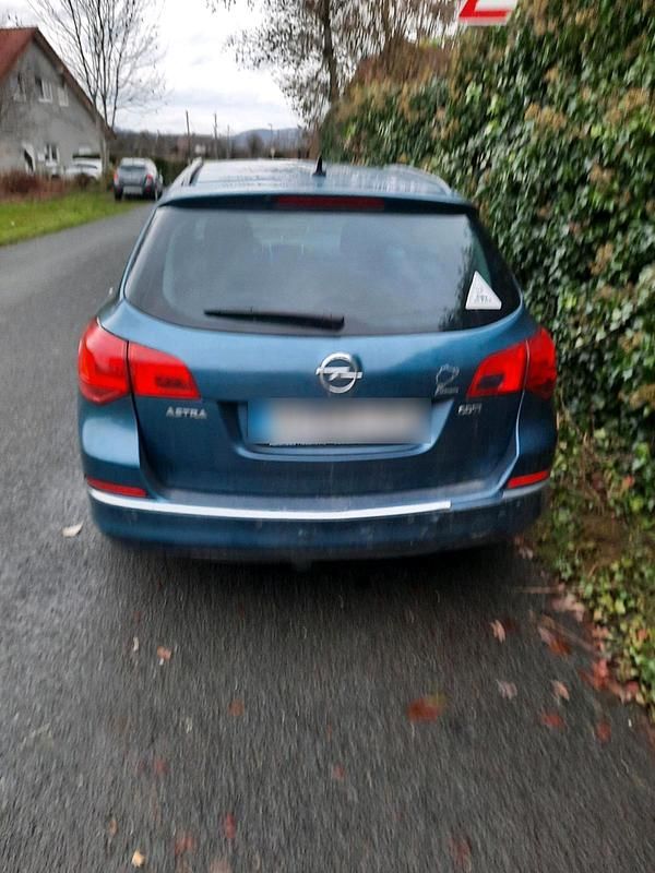 Gebraucht Opel Astra 2014 Blau Kombi