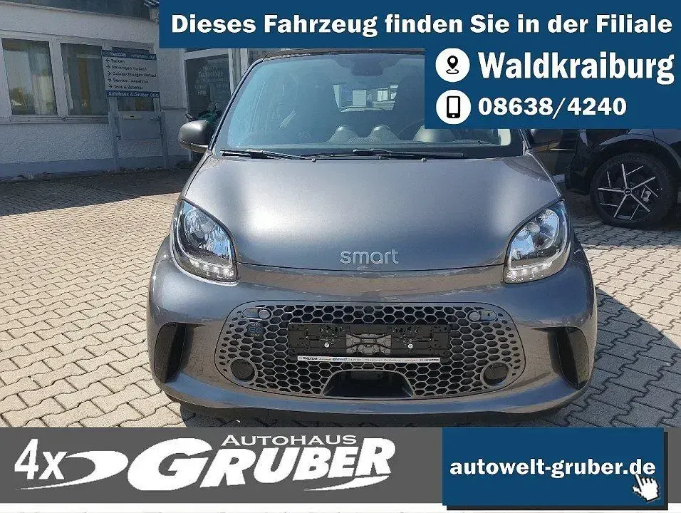 Gebraucht Smart ForFour Electric Drive 60 kW (82 PS) 2020 Grau Limousine