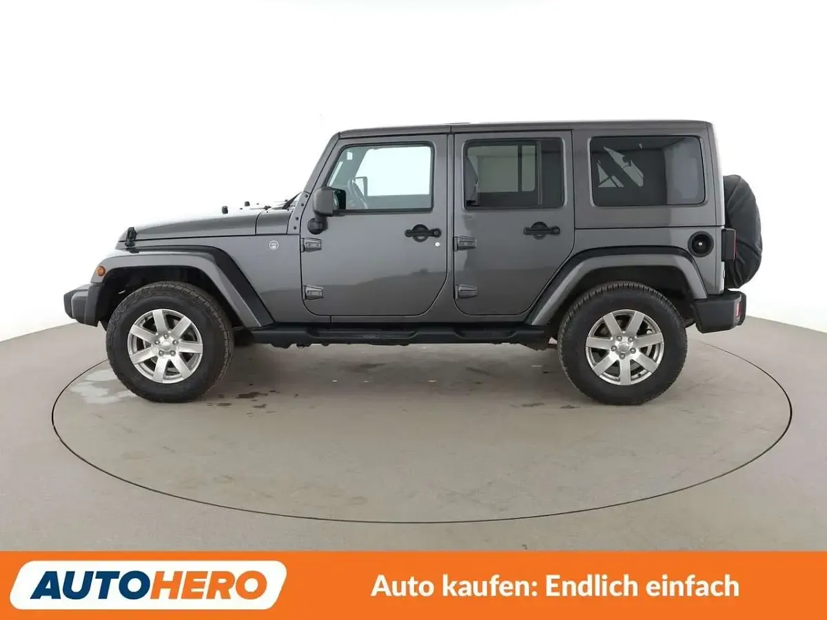 Gebraucht Jeep Wrangler Sahara 200 PS (147 kW) 2018 Granite crystal SUV