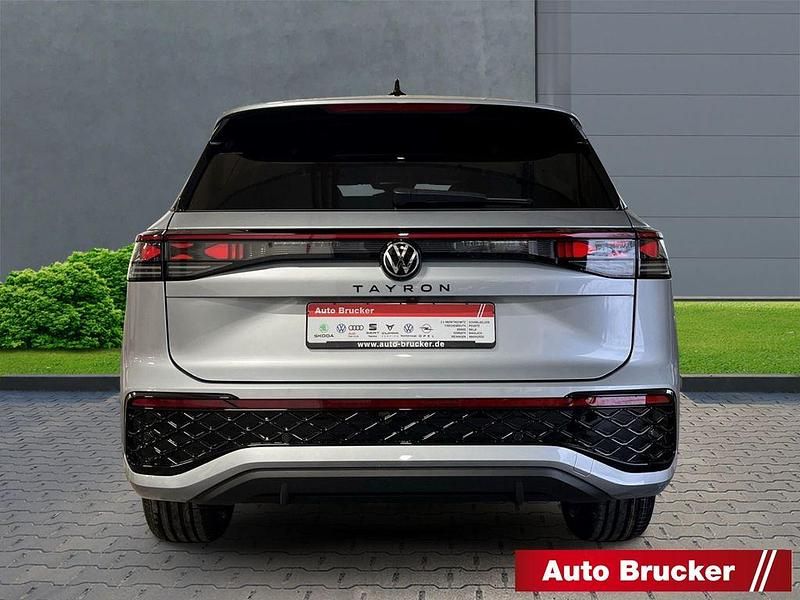 Neu VW Tayron R-line 150 PS (110 kW) 2026 Silber SUV