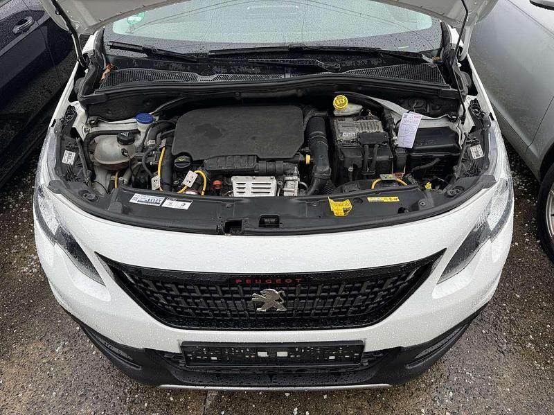 Gebraucht Peugeot 2008 Allure GT-Line 131 PS (96 kW) 2018 Blanc banquise SUV