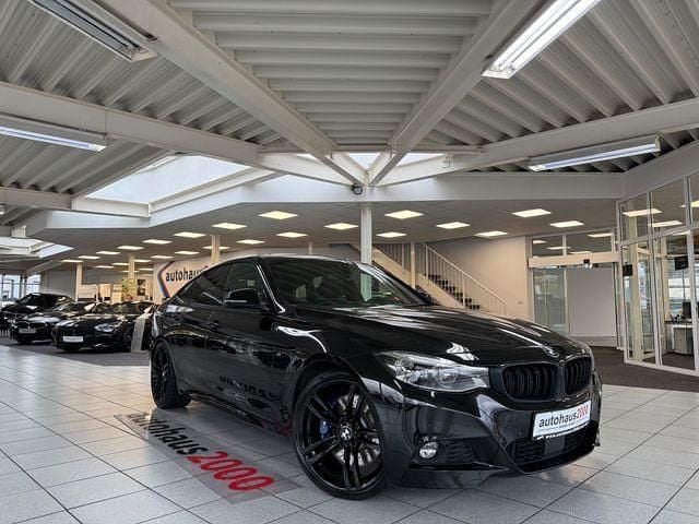 Saphirschwarz (metallic) Gebraucht 2016 BMW 335 Gran Turismo M Sport Coupé | 24.950 € (Fairer Preis) - Bild 1/4