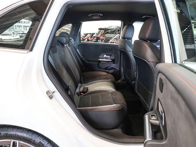 Gebraucht Mercedes B220 Advanced Plus 190 PS (139 kW) 2025 Weiß Van / Kleinbus