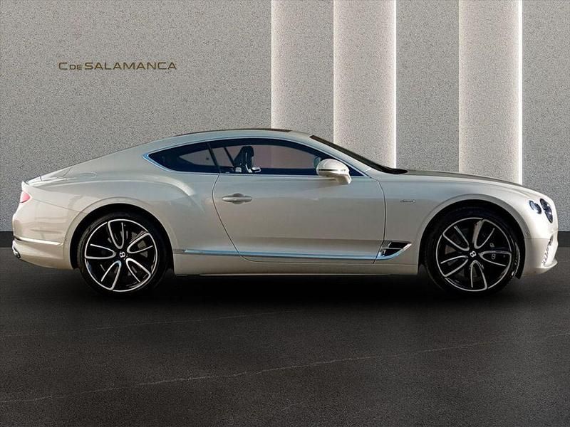 Gebraucht Bentley Continental GT 557 PS (409 kW) 2023 Weiß Coupé