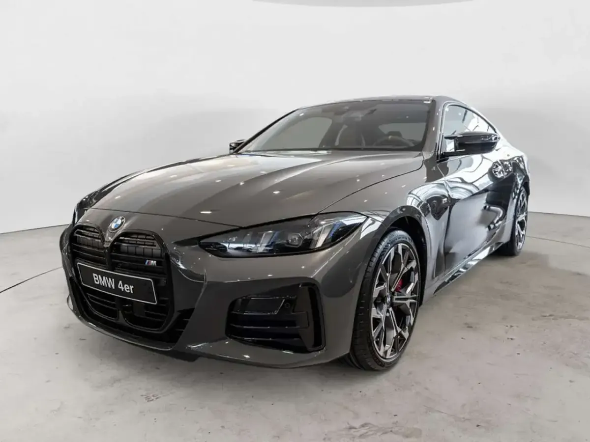 Neu BMW 440 340 PS (250 kW) 2026 Dravitgrau Coupé