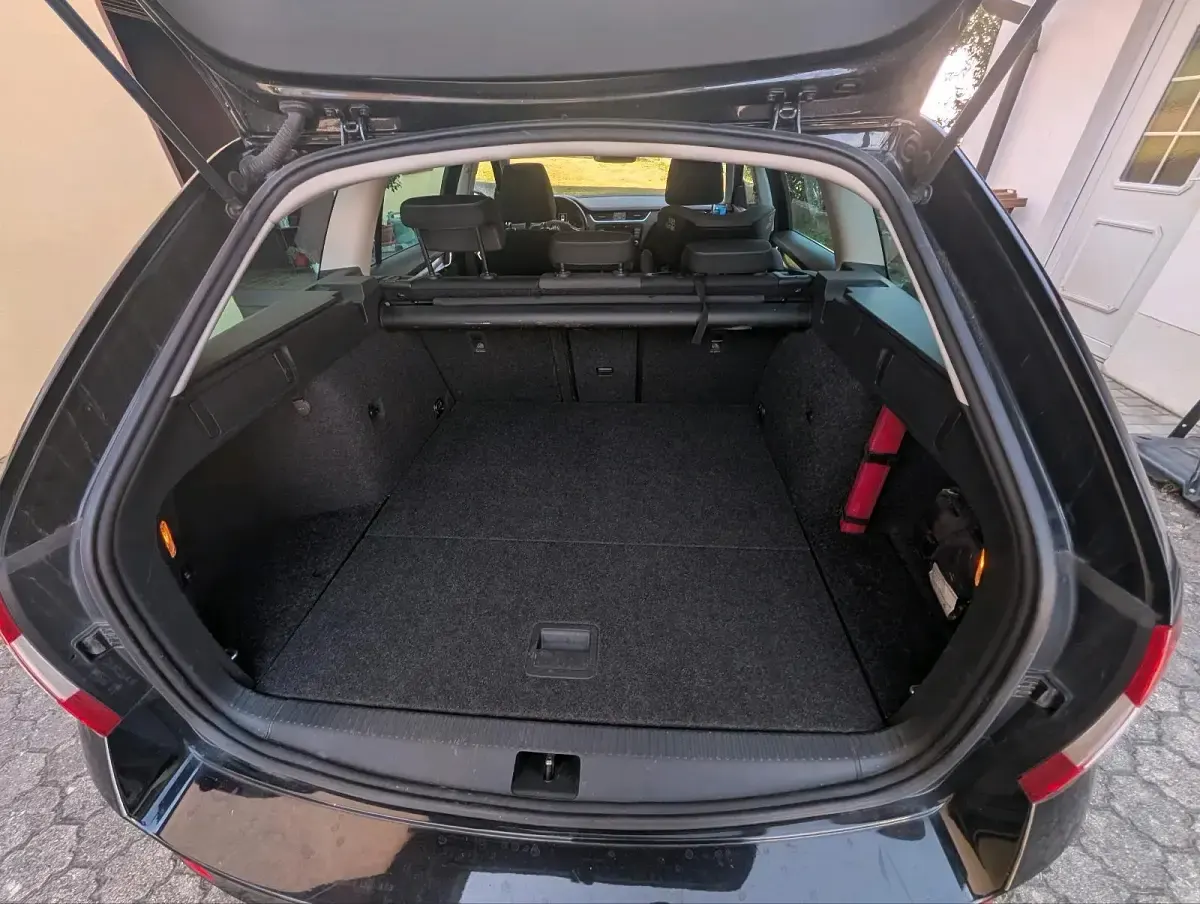 Gebraucht Skoda Octavia 150 PS (110 kW) 2017 Schwarz Kombi