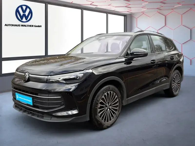 Deep black Gebraucht 2024 VW Tiguan Elegance SUV | 40.950 € (Superpreis) - Bild 1/4