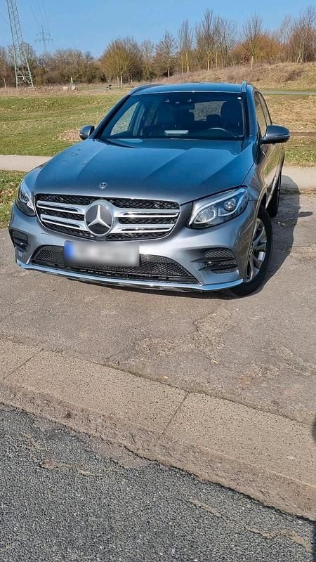 Gebraucht Mercedes GLC350 258 PS (189 kW) 2018 Grau SUV