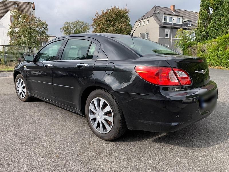 Gebraucht Chrysler Sebring 186 PS (136 kW) 2010 Schwarz Limousine