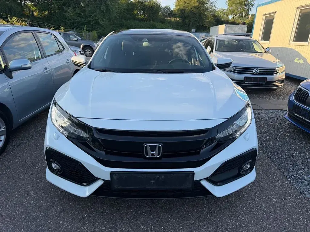 Gebraucht Honda Civic Executive 129 PS (94 kW) 2017 Weiß Limousine