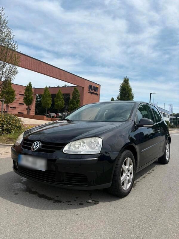 Schwarz Gebraucht 2005 VW Golf V Kleinwagen | 1.850 € (Guter Preis) - Bild 1/4