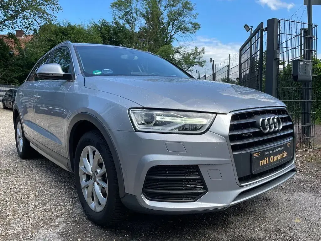 Gebraucht Audi Q3 Design 179 PS (131 kW) 2015 Silber SUV