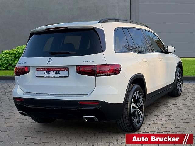 Gebraucht Mercedes GLB250 224 PS (164 kW) 2021 Weiss SUV