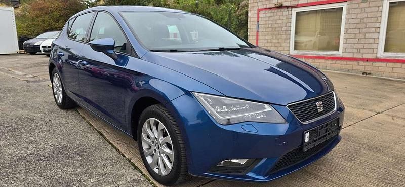 "apolo" blau Gebraucht 2013 Seat Leon Style Kleinwagen | 6.900 € (Guter Preis) - Bild 1/4