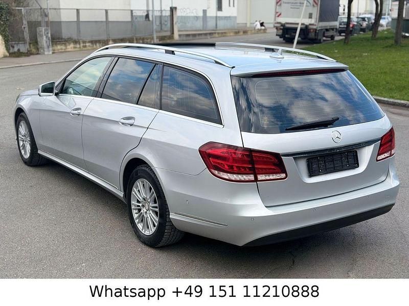 Gebraucht Mercedes E220 170 PS (125 kW) 2015 Silber Limousine