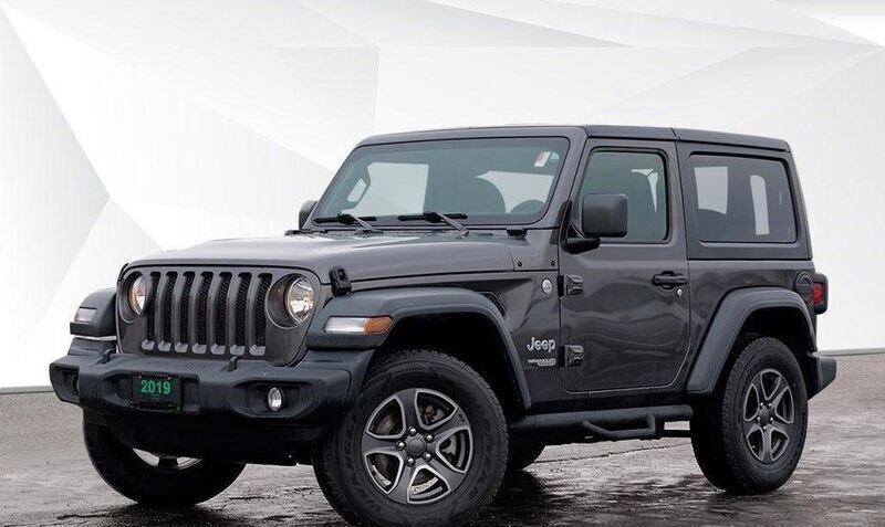 Grau Gebraucht 2019 Jeep Wrangler Sport SUV | 27.998 € - Bild 1/4