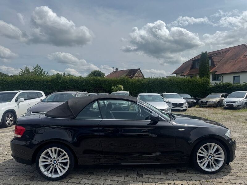 Schwarz Gebraucht 2011 BMW 120 Cabriolet Cabrio | 6.950 € (Superpreis) - Bild 1/4