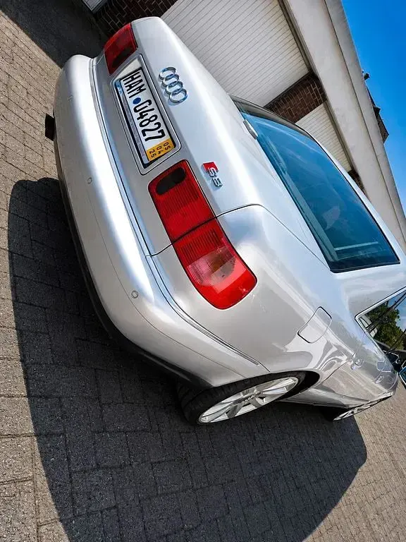 Gebraucht Audi A8 260 PS (191 kW) 2001 Silber Limousine