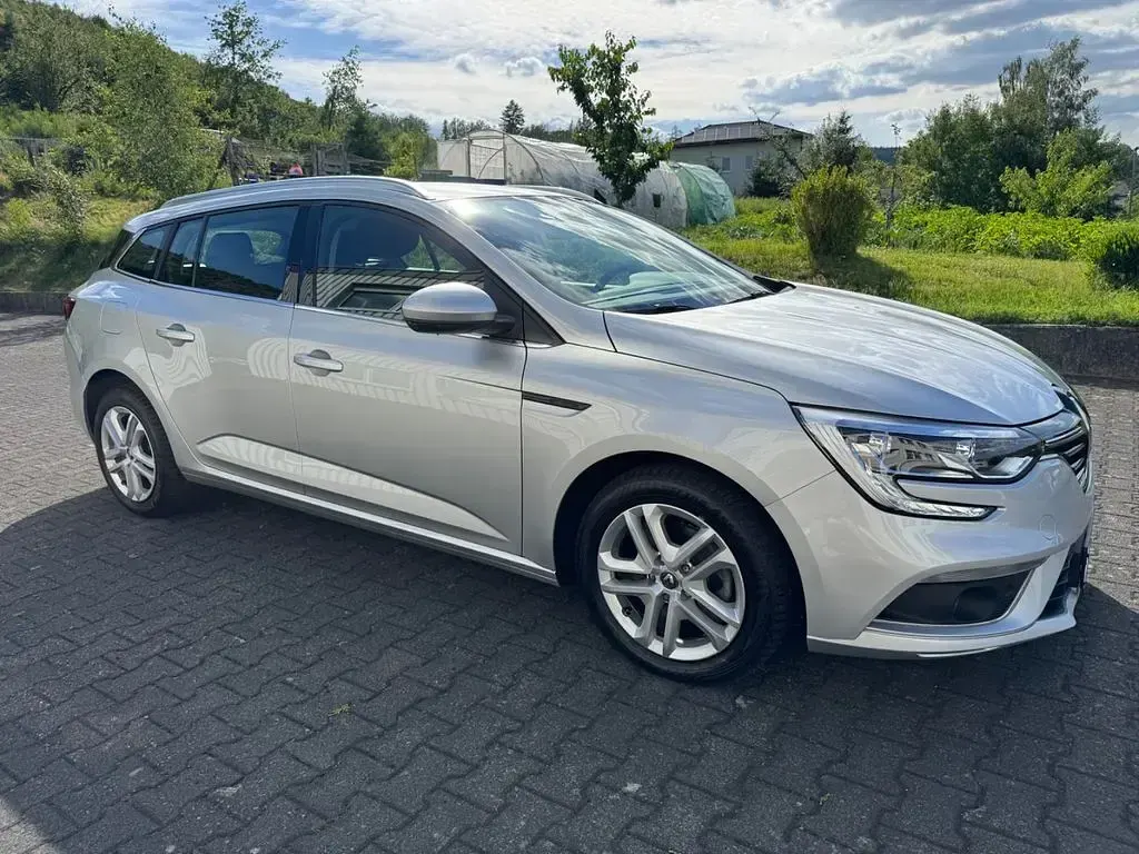 Gebraucht Renault Mégane II Business 116 PS (85 kW) 2021 Grau Limousine