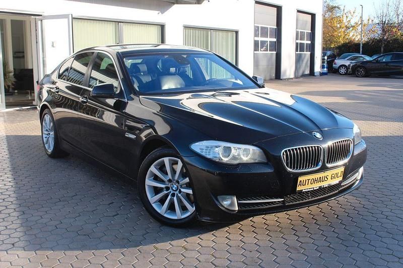 Schwarz Gebraucht 2011 BMW 530 Limousine | 7.999 € (Guter Preis) - Bild 1/4