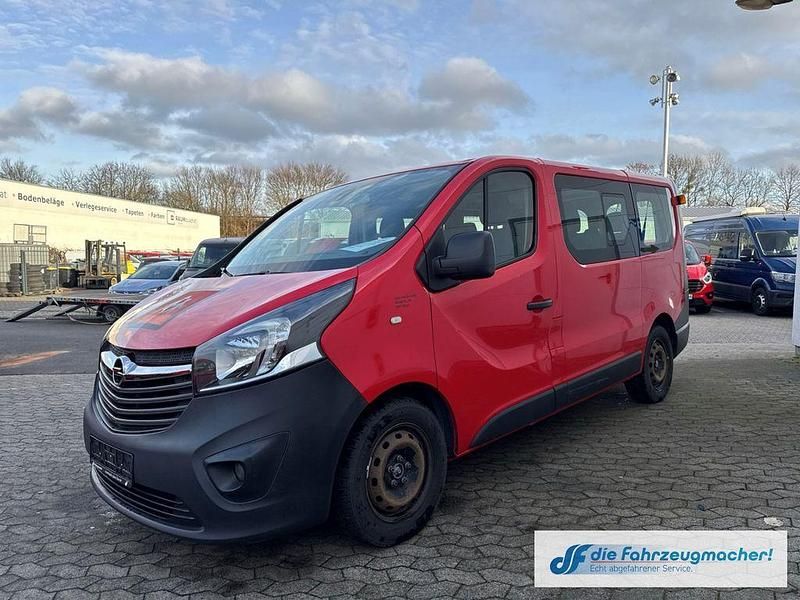 Gebraucht Opel Vivaro 90 PS (66 kW) 2015 Rot Van / Kleinbus