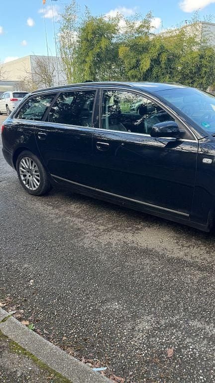 Gebraucht Audi A6 Basis 180 PS (132 kW) 2006 Schwarz Kombi