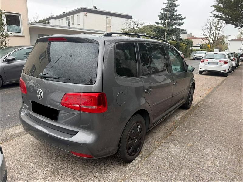 Gebraucht VW Touran 105 PS (77 kW) 2013 Grau Van / Kleinbus