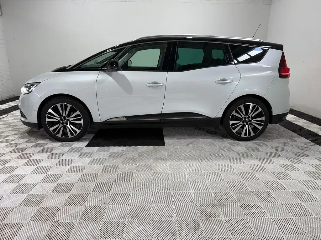 Gebraucht Renault Grand Scénic IV Initiale Paris 160 PS (117 kW) 2018 Weiß Van / Kleinbus