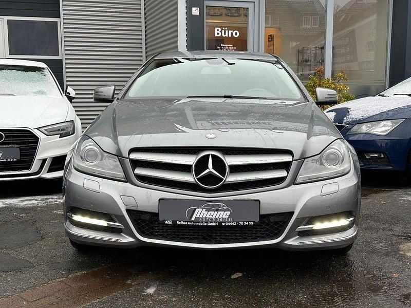 Gebraucht Mercedes C220 170 PS (125 kW) 2013 Silber Coupé