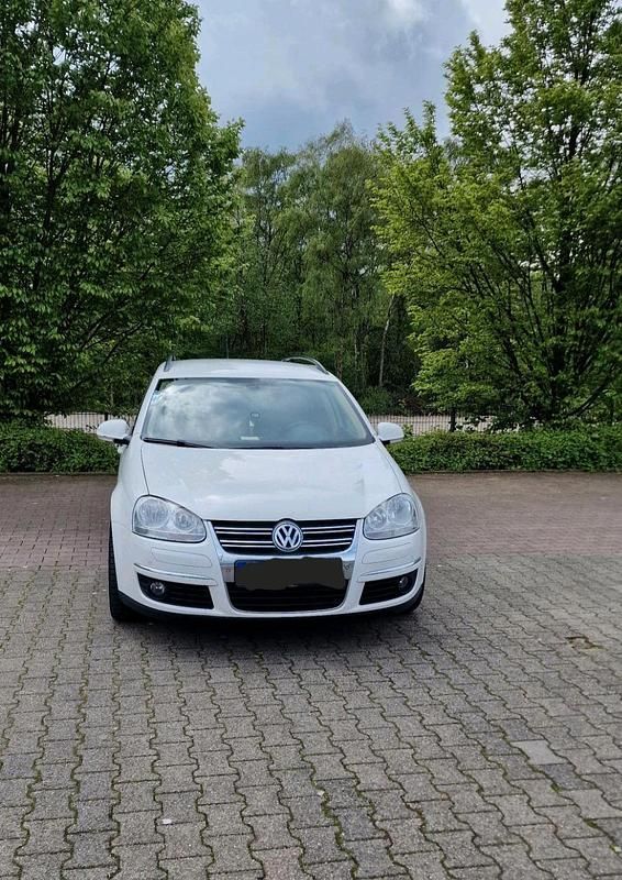 Gebraucht VW Golf V 122 PS (89 kW) 2009 Weiß Kombi
