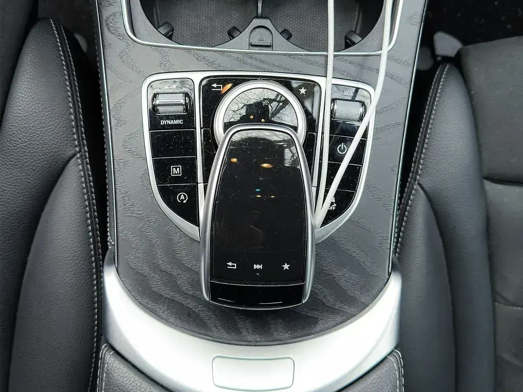 Gebraucht Mercedes GLC350 258 PS (189 kW) 2019 Grau SUV