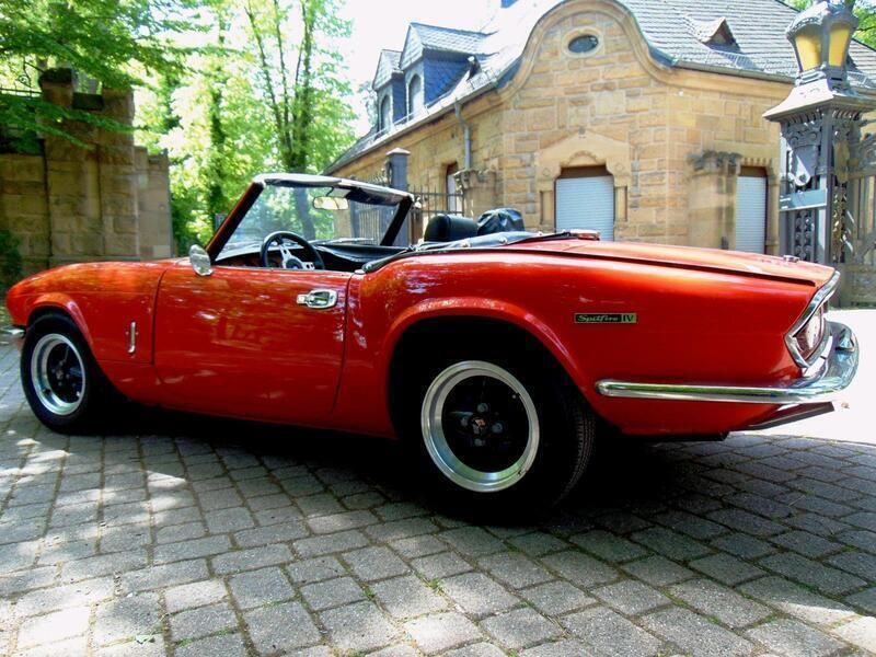 Rot Gebraucht 1973 Triumph Spitfire Cabrio | 17.500 € - Bild 1/4