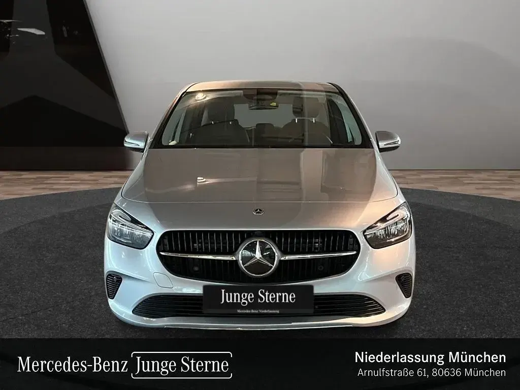 Gebraucht Mercedes B200 Progressive 163 PS (119 kW) 2025 Silber Kleinwagen