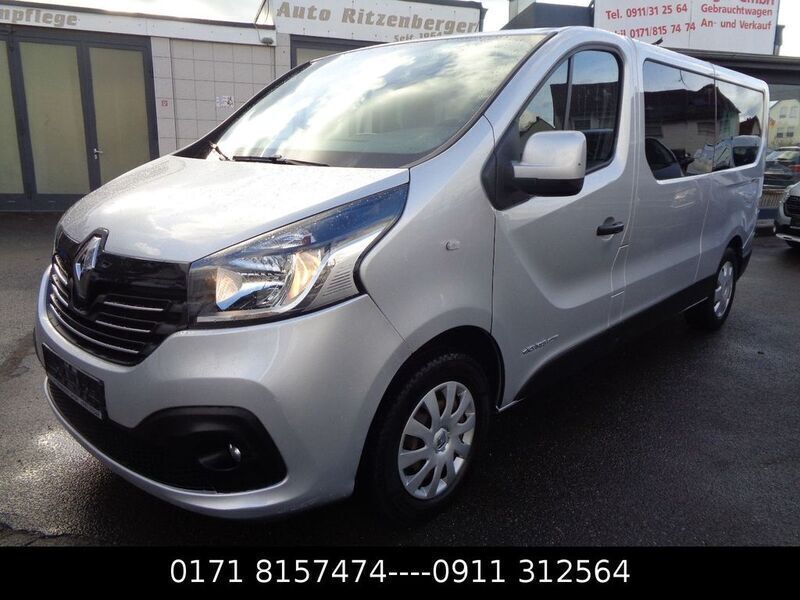 Platingrau Gebraucht 2017 Renault Trafic Expression Van | 14.950 € (Fairer Preis) - Bild 1/4