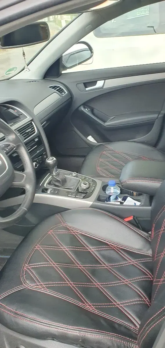 Gebraucht Audi A4 Attraction 136 PS (100 kW) 2012 Schwarz Kombi