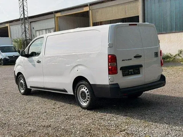 Gebraucht Fiat Scudo 177 PS (130 kW) 2025 Weiß Van