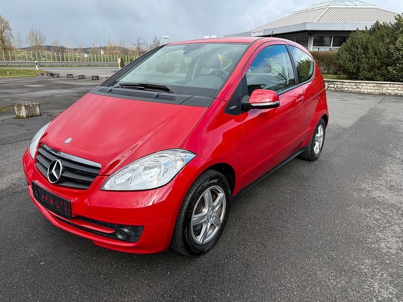 Gebraucht Mercedes A150 95 PS (69 kW) 2009 Rot Limousine