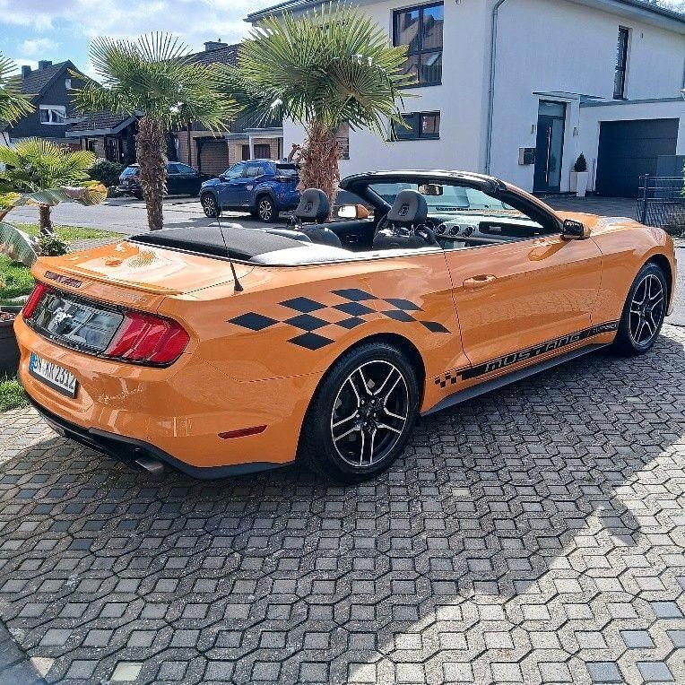 Gebraucht Ford Mustang 317 PS (233 kW) 2018 Orange Cabrio