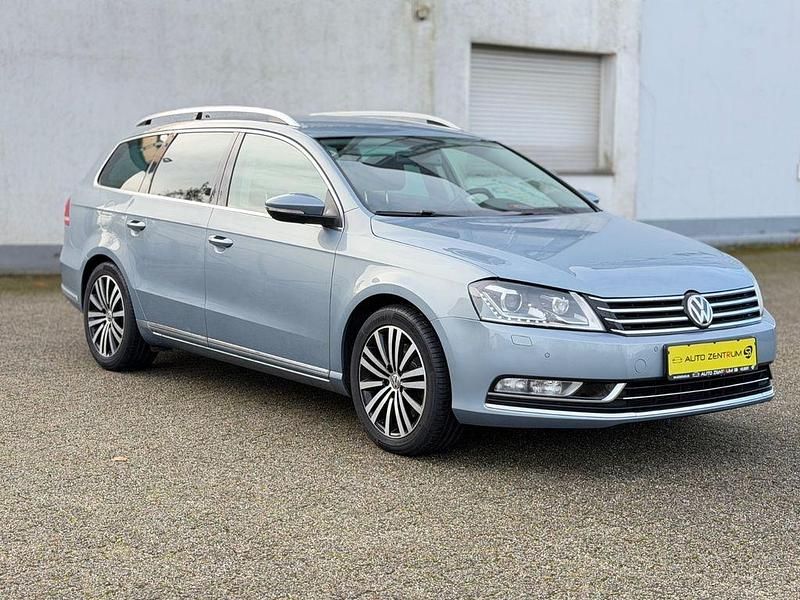 Gebraucht VW Passat Highline 140 PS (102 kW) 2015 Grau Kombi
