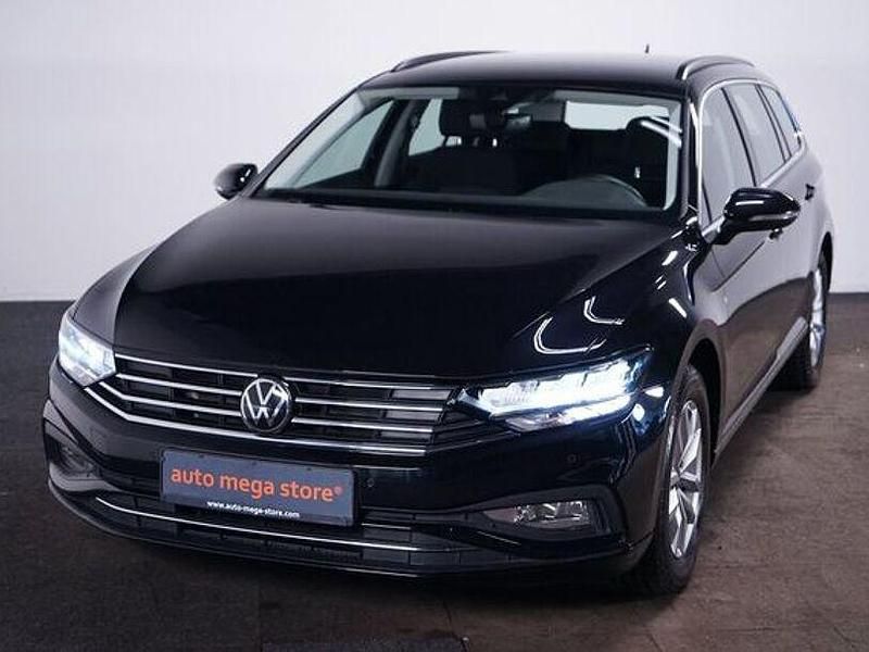Schwarz Gebraucht 2021 VW Passat Business Kombi | 23.448 € (Superpreis) - Bild 1/4