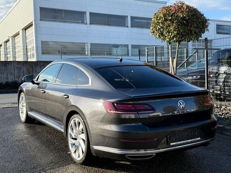 Gebraucht VW Arteon Elegance 190 PS (139 kW) 2018 Grau Kleinwagen