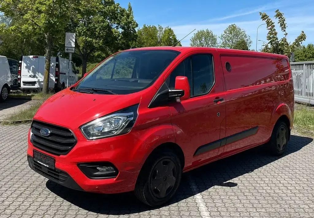 Usata Ford Transit Custom 131 CV (96 kW) 2022 Rosso Monovolume