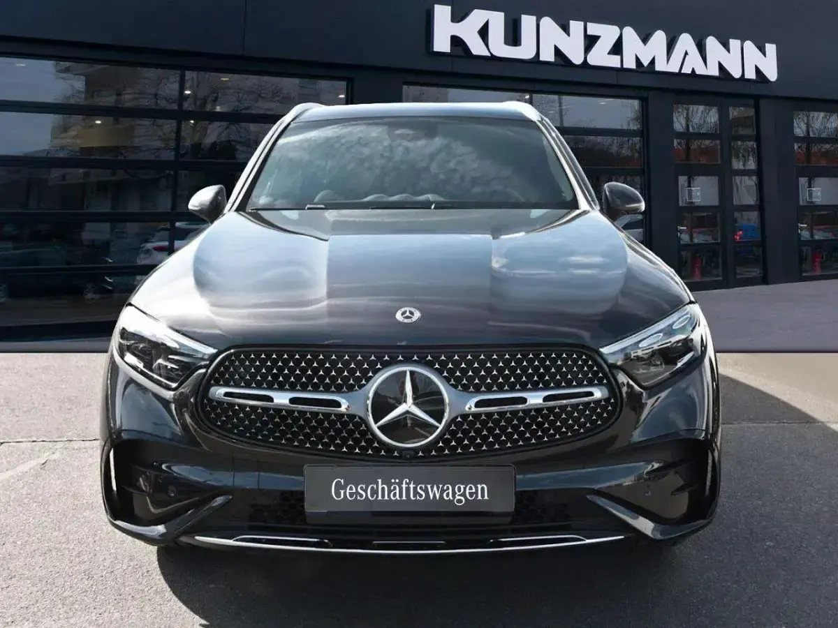 Gebraucht Mercedes GLC220 AMG 197 PS (144 kW) 2026 Graphitgrau metallic SUV