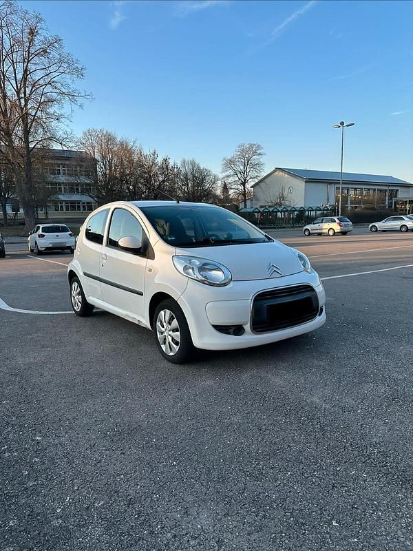 Gebraucht Citroën C1 68 PS (50 kW) 2009 Weiß Kleinwagen