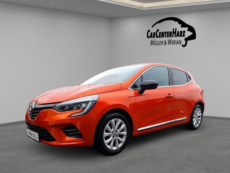 Orange Gebraucht 2022 Renault Clio V Intens Limousine | 15.900 € (Fairer Preis) - Bild 1/4