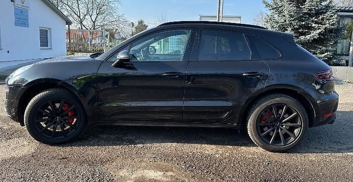 Gebraucht Porsche Macan Turbo 399 PS (293 kW) 2018 Schwarz SUV