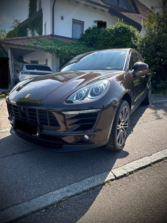 Braun Gebraucht 2016 Porsche Macan S SUV | 45.000 € (Teuer) - Bild 1/4